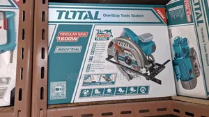 Total Circular 1600w መሰንጠቂያ ማሽን