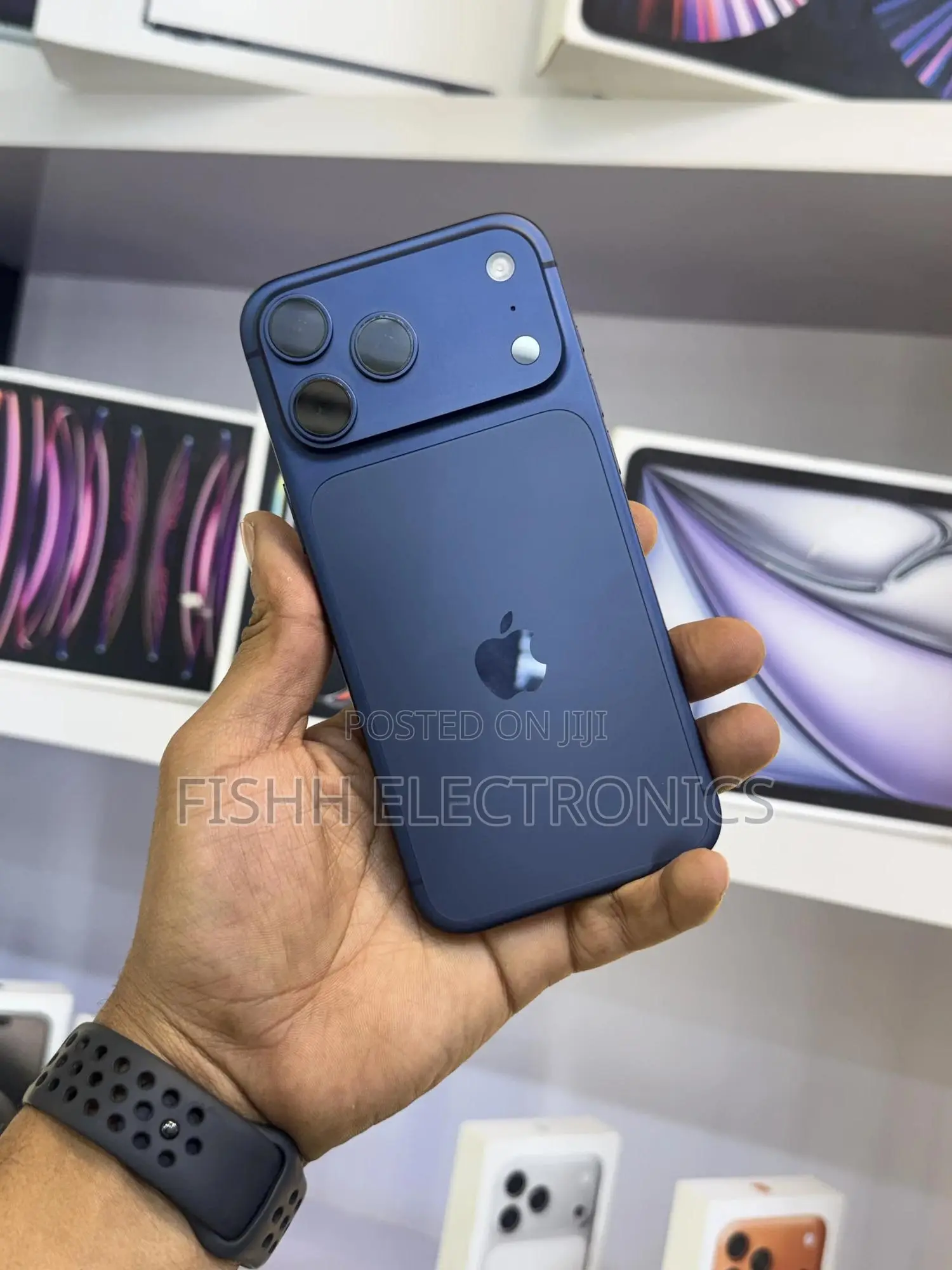 New Apple iPhone 17 Pro Max 256 GB Blue