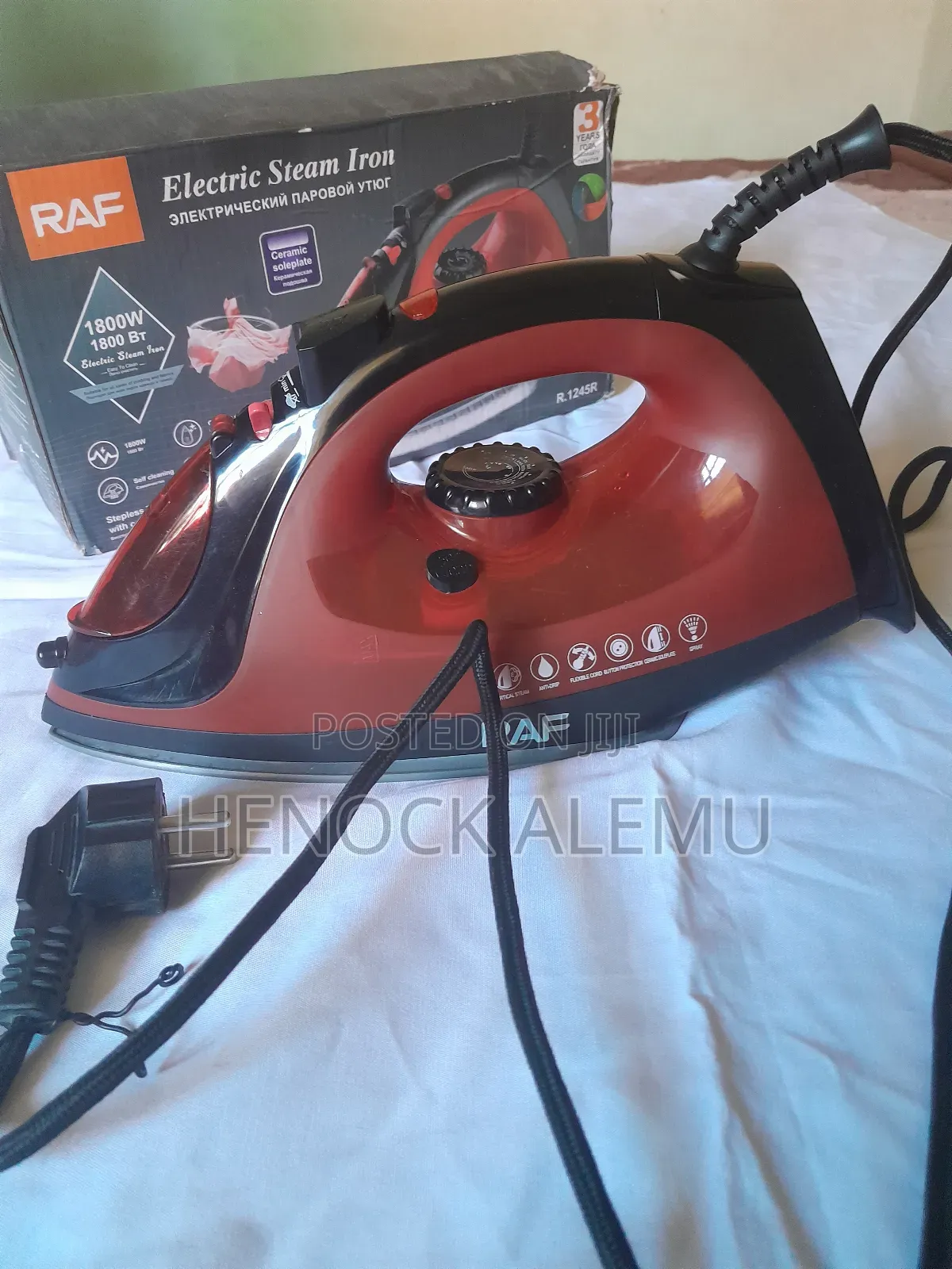 Raf Electric Steam Iron