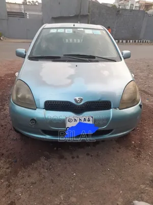 Toyota Vitz 2001 Blue