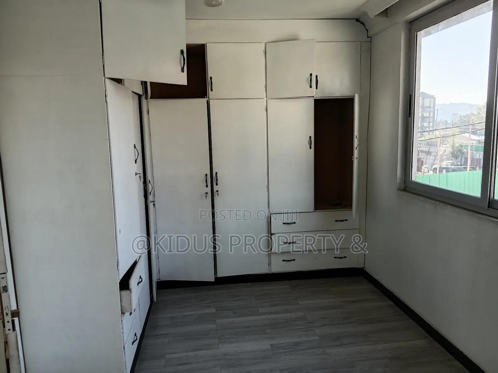 6bdrm House in Mekaele Africa, Nifas Silk-Lafto for rent