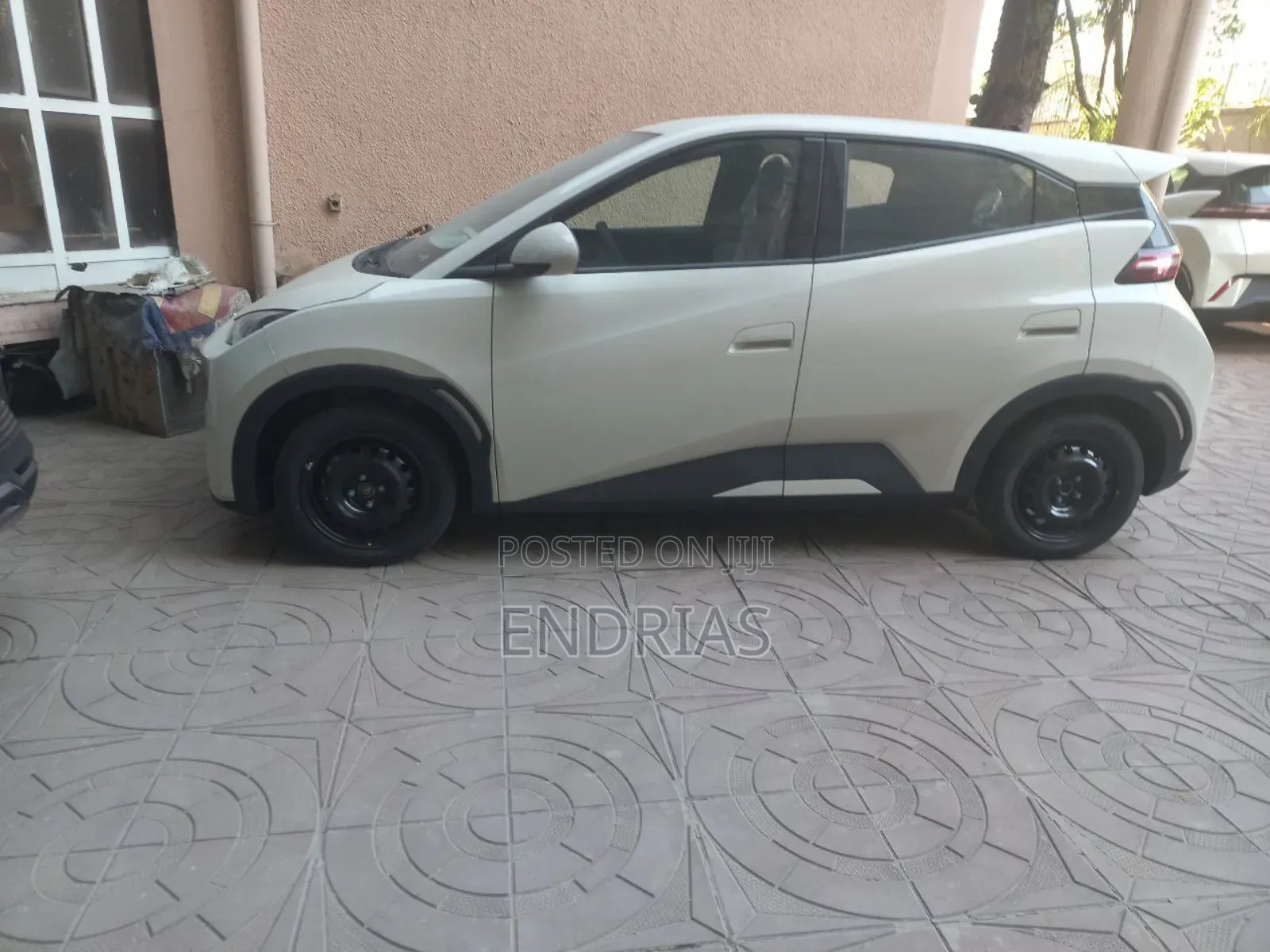 New BYD Seagull 2025 Off white