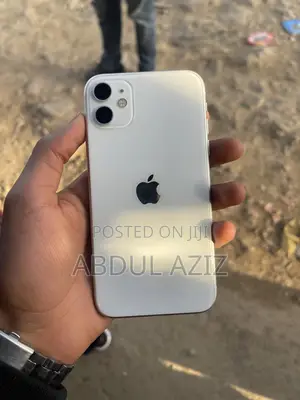 New Apple iPhone 11 128 GB White