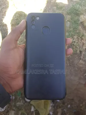 New Infinix Smart 5 64 GB Black