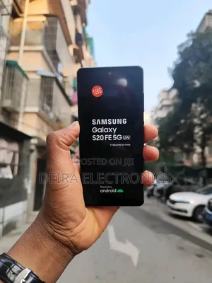 New Samsung Galaxy S20 FE 128 GB Blue