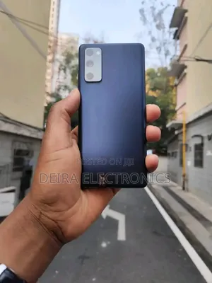 New Samsung Galaxy S20 FE 128 GB Blue