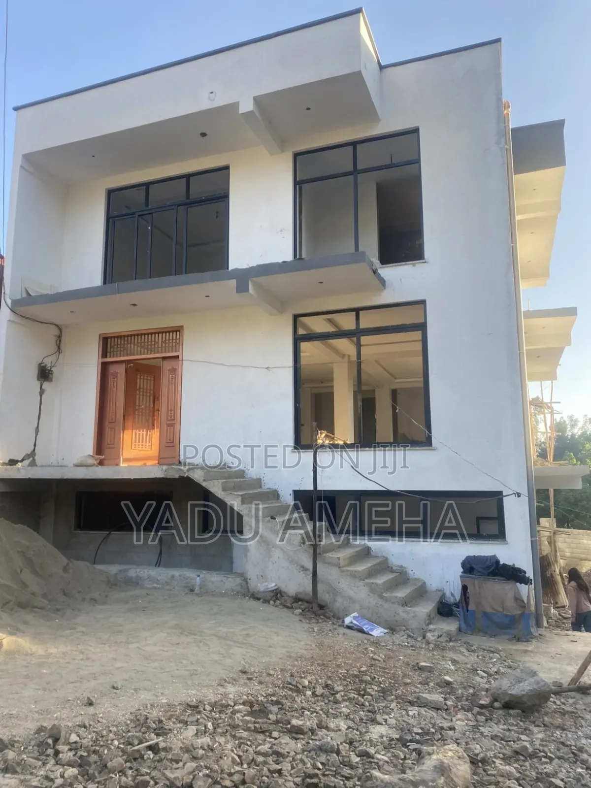 5bdrm House in Yeka for sale