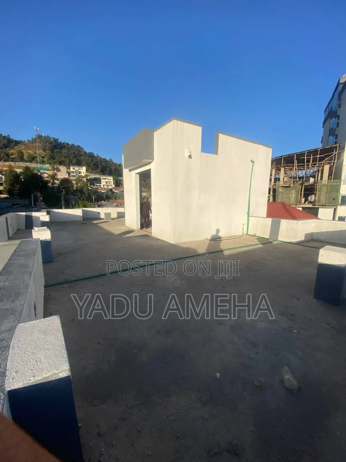 5bdrm House in Yeka for sale