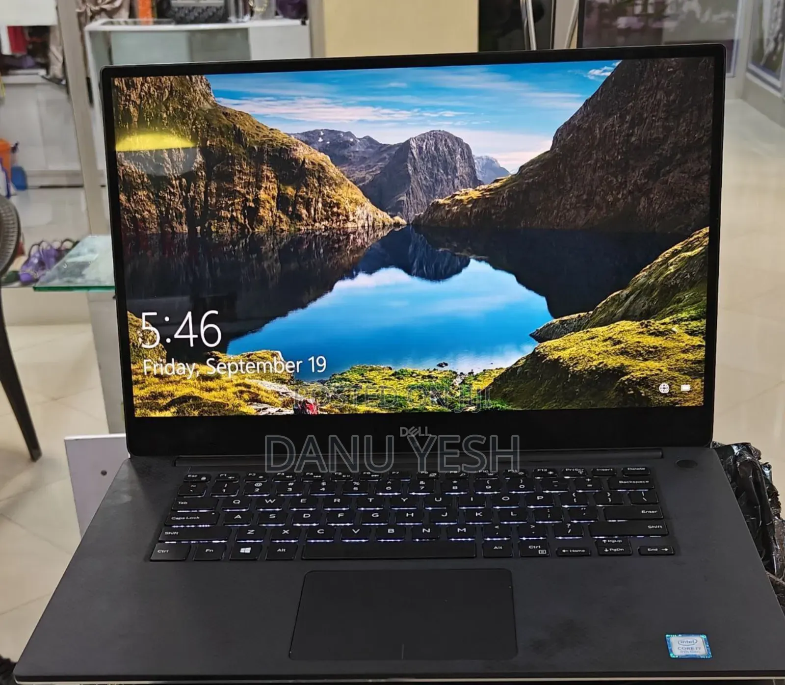 New Laptop Dell Precision 5540 16GB Intel Core I7 SSD 512GB