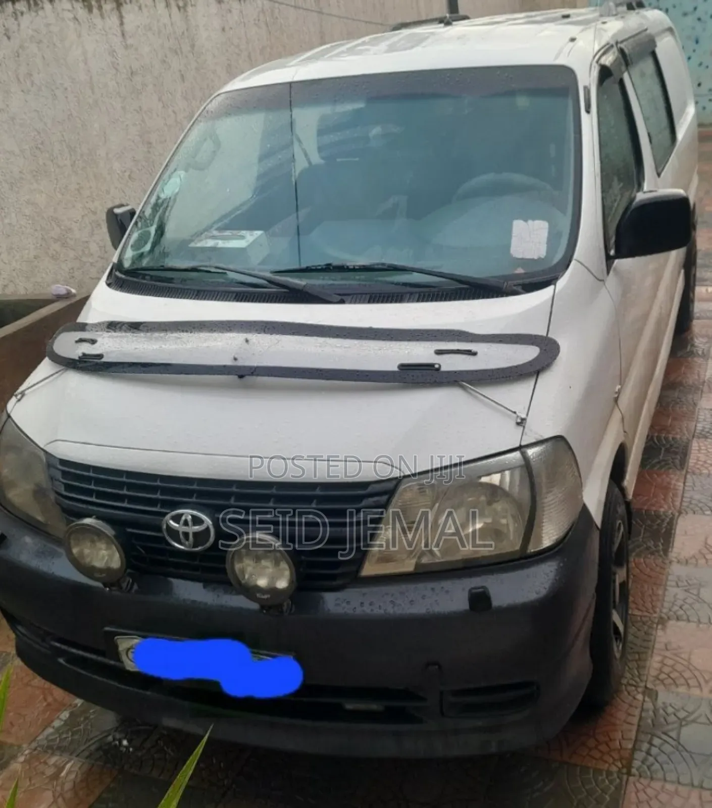 Toyota HiAce 2008 White