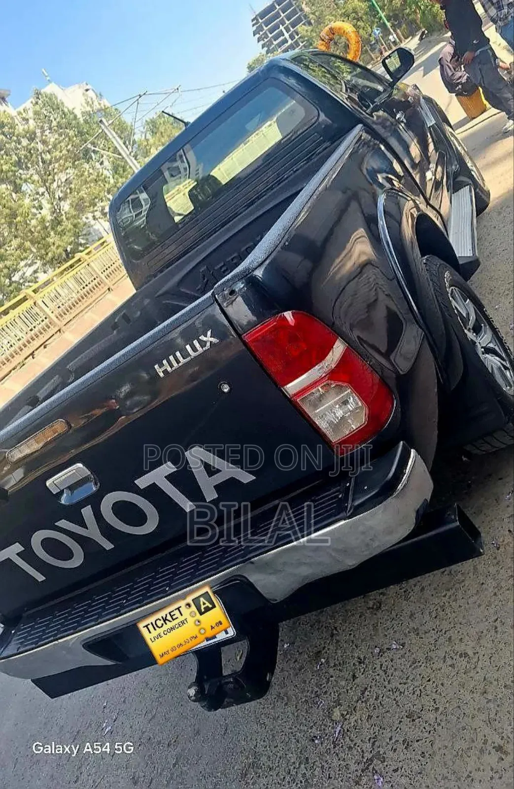 Toyota Hilux 2013 Black