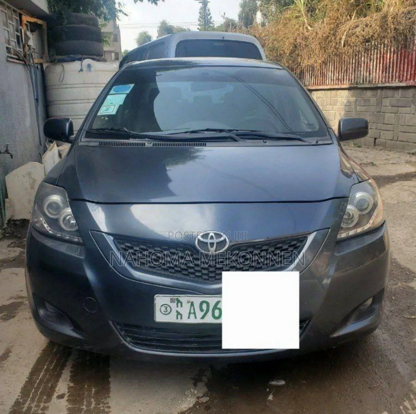 Toyota Yaris 2010 Gray