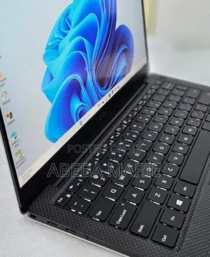 New Laptop Dell XPS 13 16GB Intel Core I5 SSD 512GB