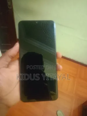 Tecno Spark 10 128 GB Blue