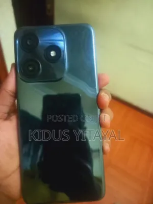 Tecno Spark 10 128 GB Blue