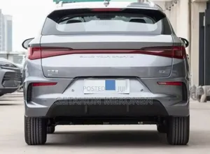 New BYD E2 43 kWh 94 hp FWD 2025 Gray