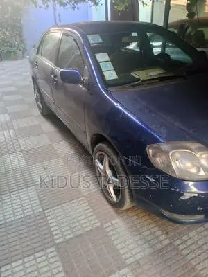 Toyota Corolla 2000 Blue