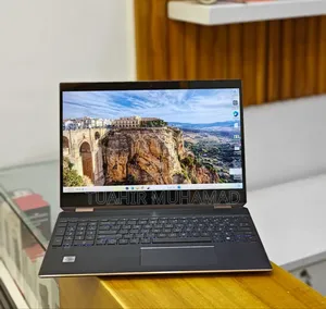 New Laptop HP Spectre 16GB Intel Core I7 SSD 512GB