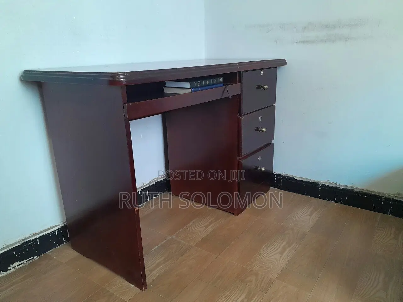 Table1.20 60cm Width