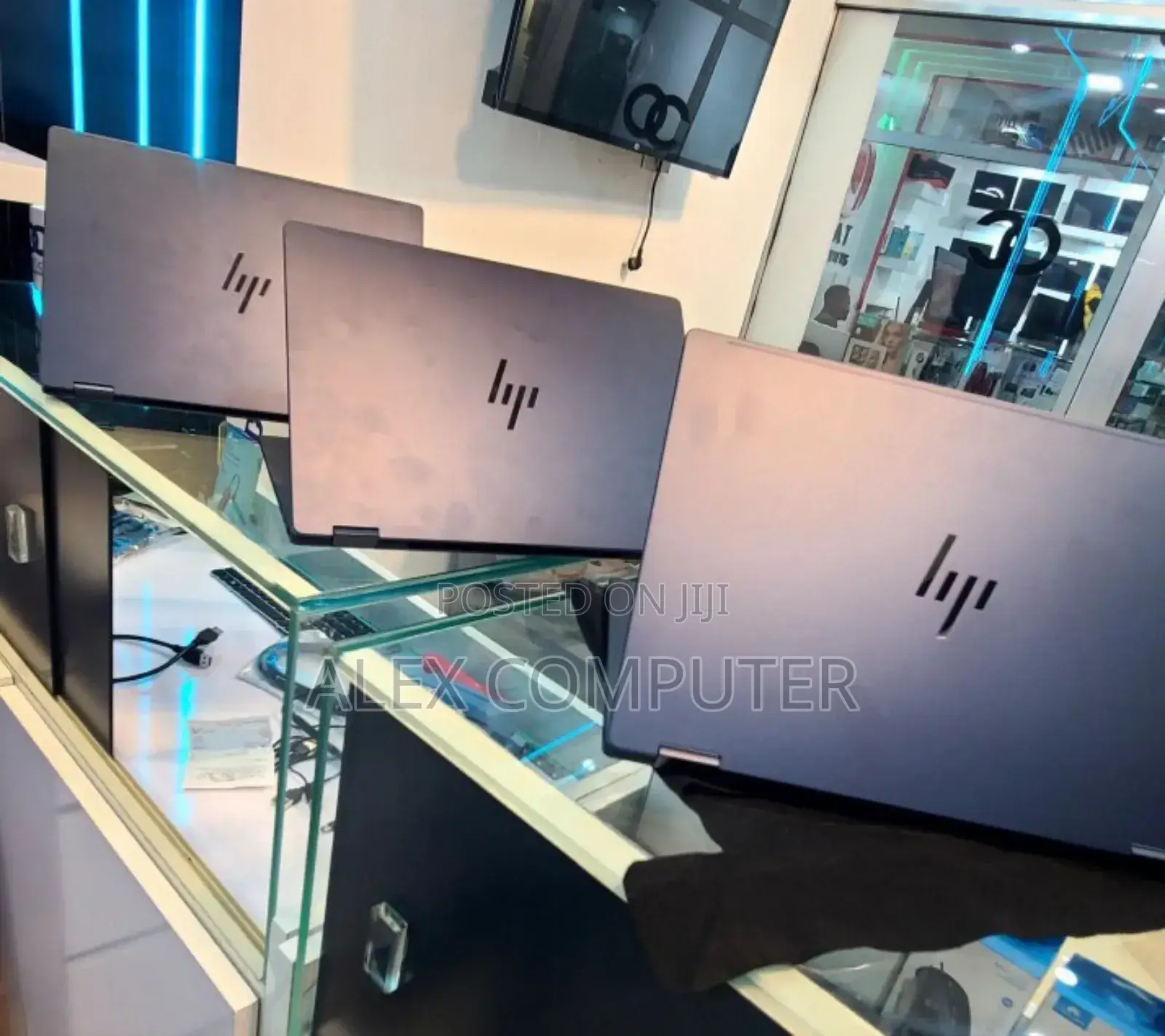 New Laptop HP OmniBook X Flip 14" 16GB Intel Core Ultra 7 SSD 1T