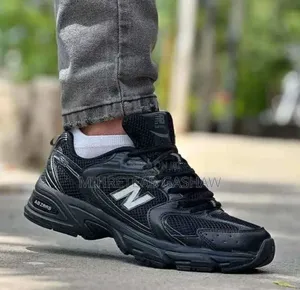 New Balance 530 Full Black
