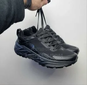 The North Face Hiking Shoe Black Cat