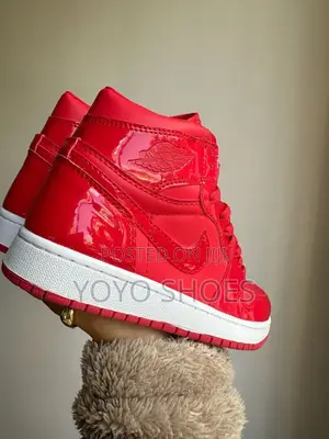 Air Jordan 1 High University Red Fashion Boots