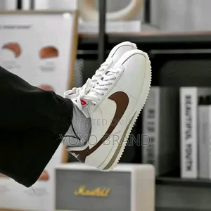 Nike Cortez Cacaw Wow Faahion Sneaker