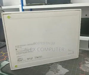 New Laptop Apple MacBook Air 2025 M4 15-Inch 16GB Apple M4 SSD 512GB