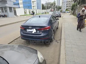 Hyundai Avante 2017 Blue