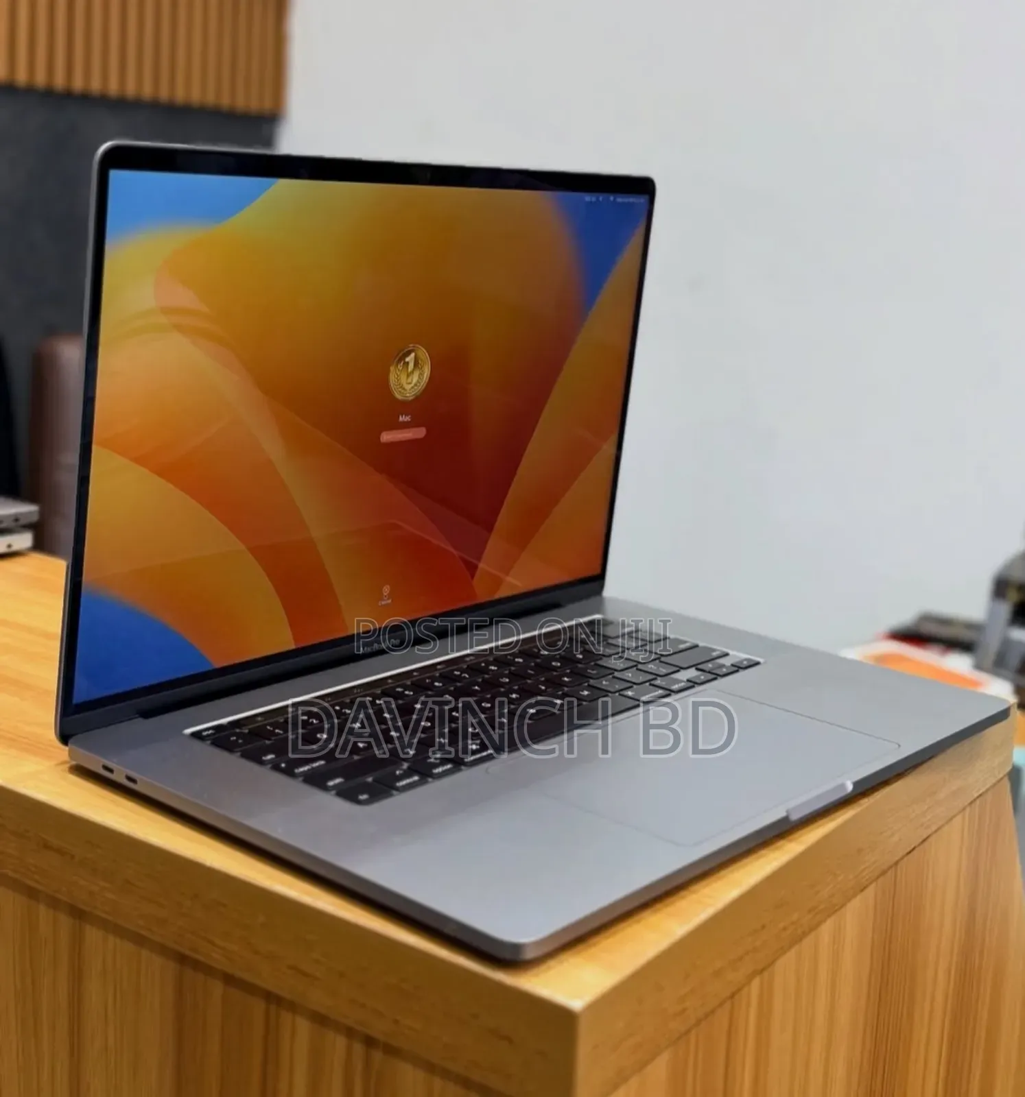 Laptop Apple MacBook Pro 2018 32GB Intel Core I9 SSD 512GB