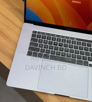 Laptop Apple MacBook Pro 2018 32GB Intel Core I9 SSD 512GB