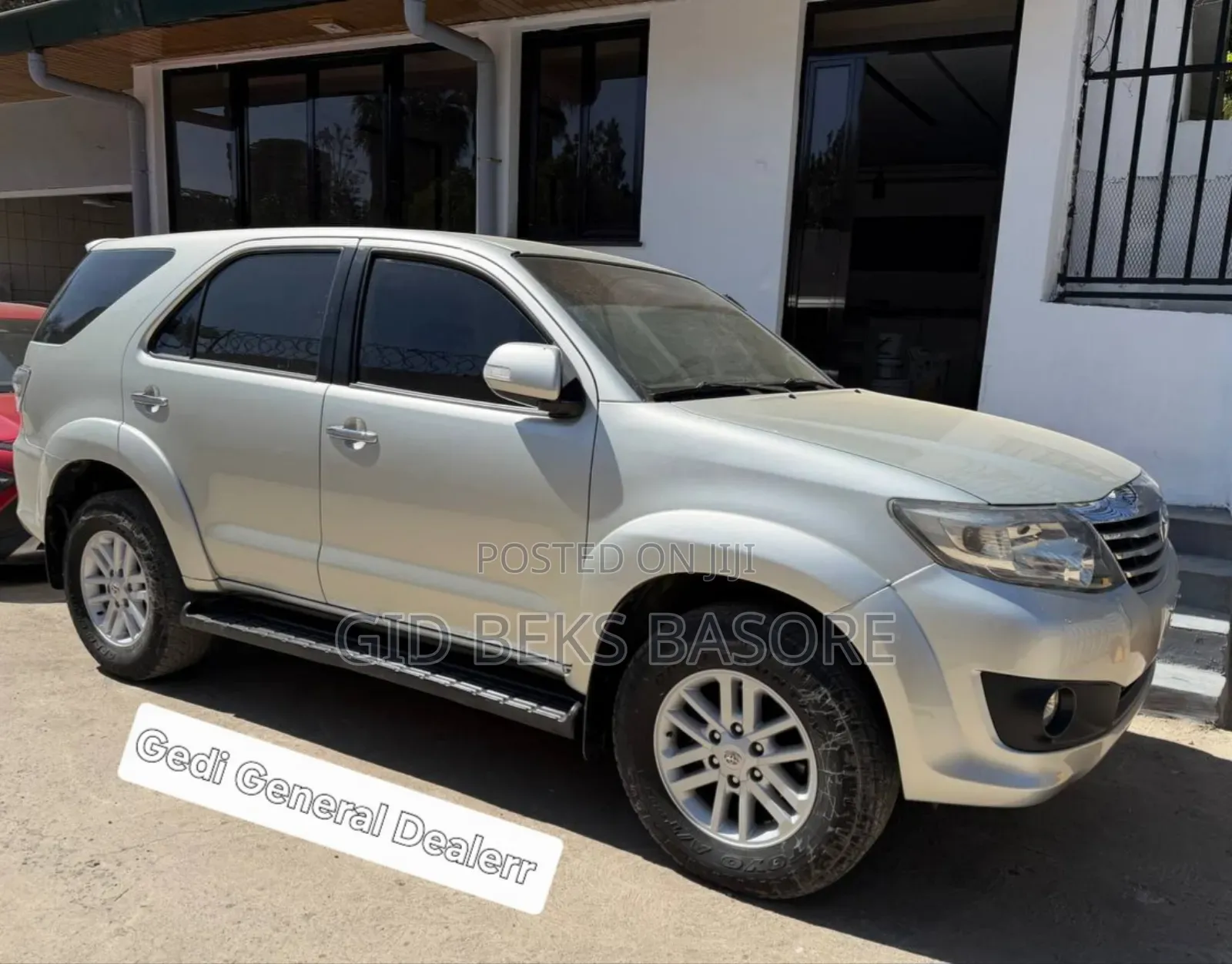 Toyota Fortuner 2013 Silver