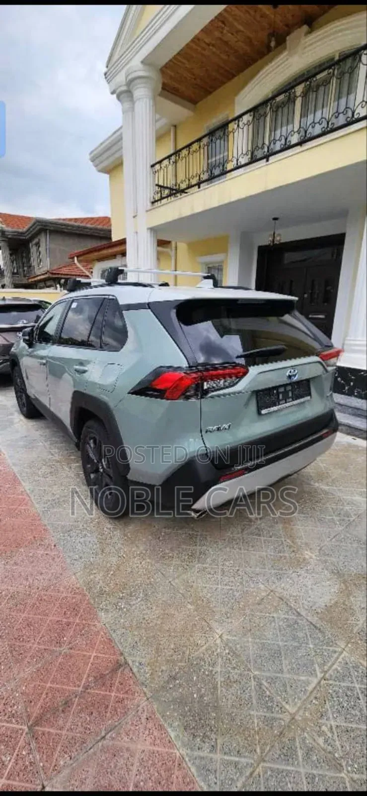 Toyota RAV4 2023 Green