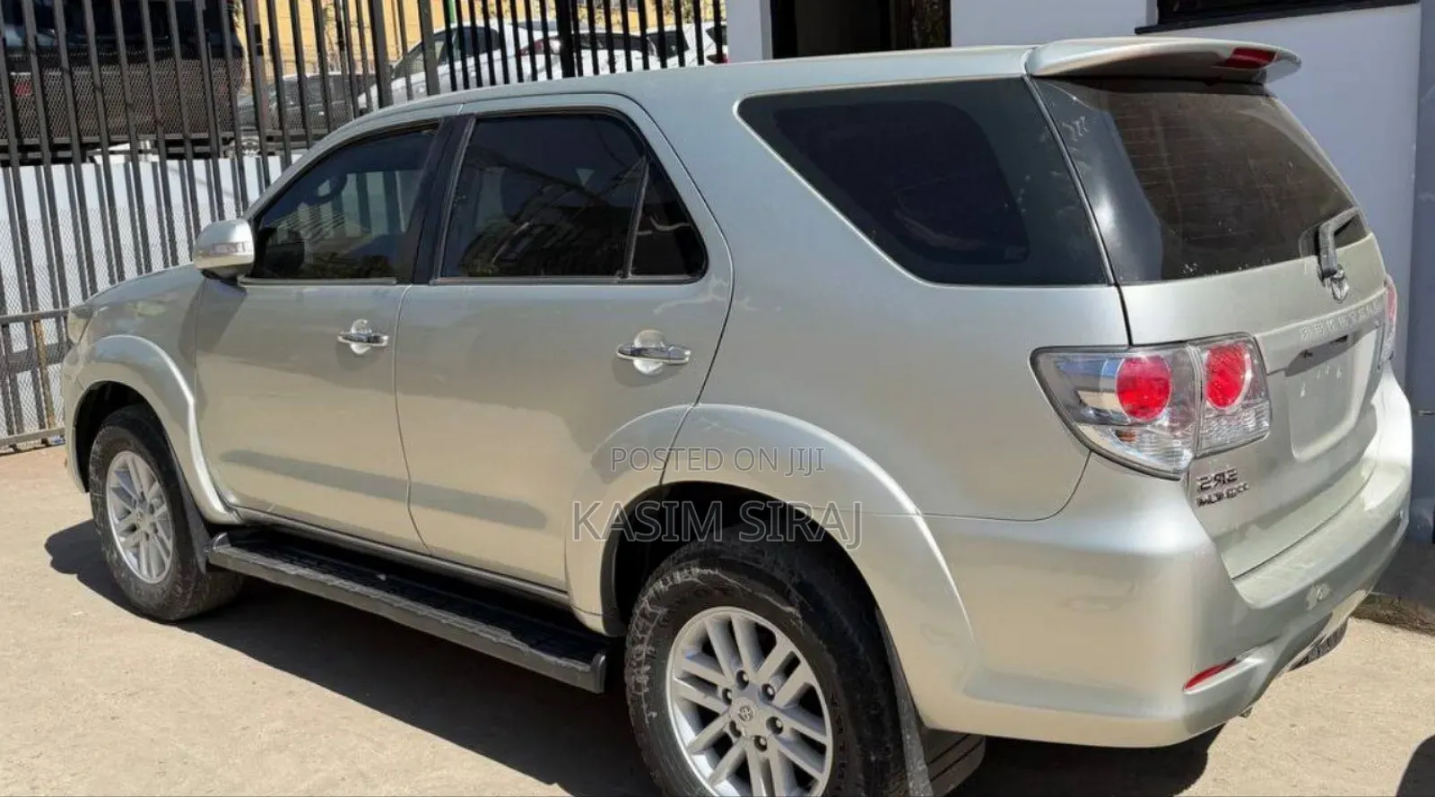 Toyota Fortuner 3.0 D RWD 2013 Silver