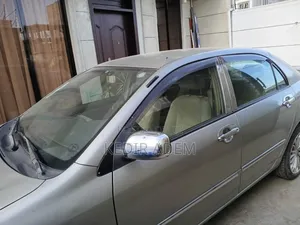 Toyota Corolla 2004 Gold