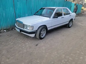 Mercedes-Benz 190E 1993 White