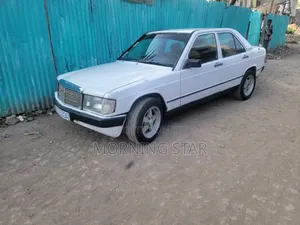 Mercedes-Benz 190E 1993 White
