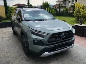 Toyota RAV4 Hybrid 2023 Teal