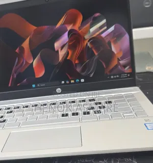 New Laptop HP Pavilion 14 8GB Intel Core I5 SSD 256GB
