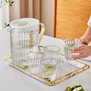 Water Jug With With 4cups