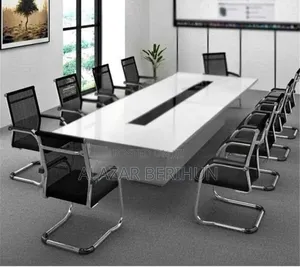 Meeting Table With Relaxed Chair