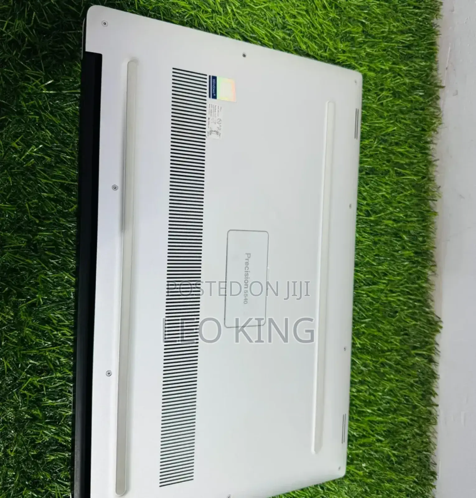 New Laptop Dell Precision 5540 16GB Intel Core I7 SSD 512GB