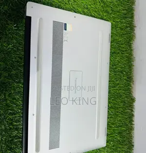 New Laptop Dell Precision 5540 16GB Intel Core I7 SSD 512GB