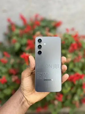 Samsung Galaxy S24 256 GB Black