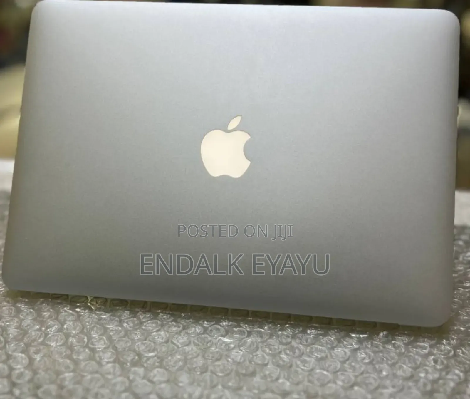 New Laptop Apple MacBook Air 2014 4GB Intel Core I5 SSD 256GB