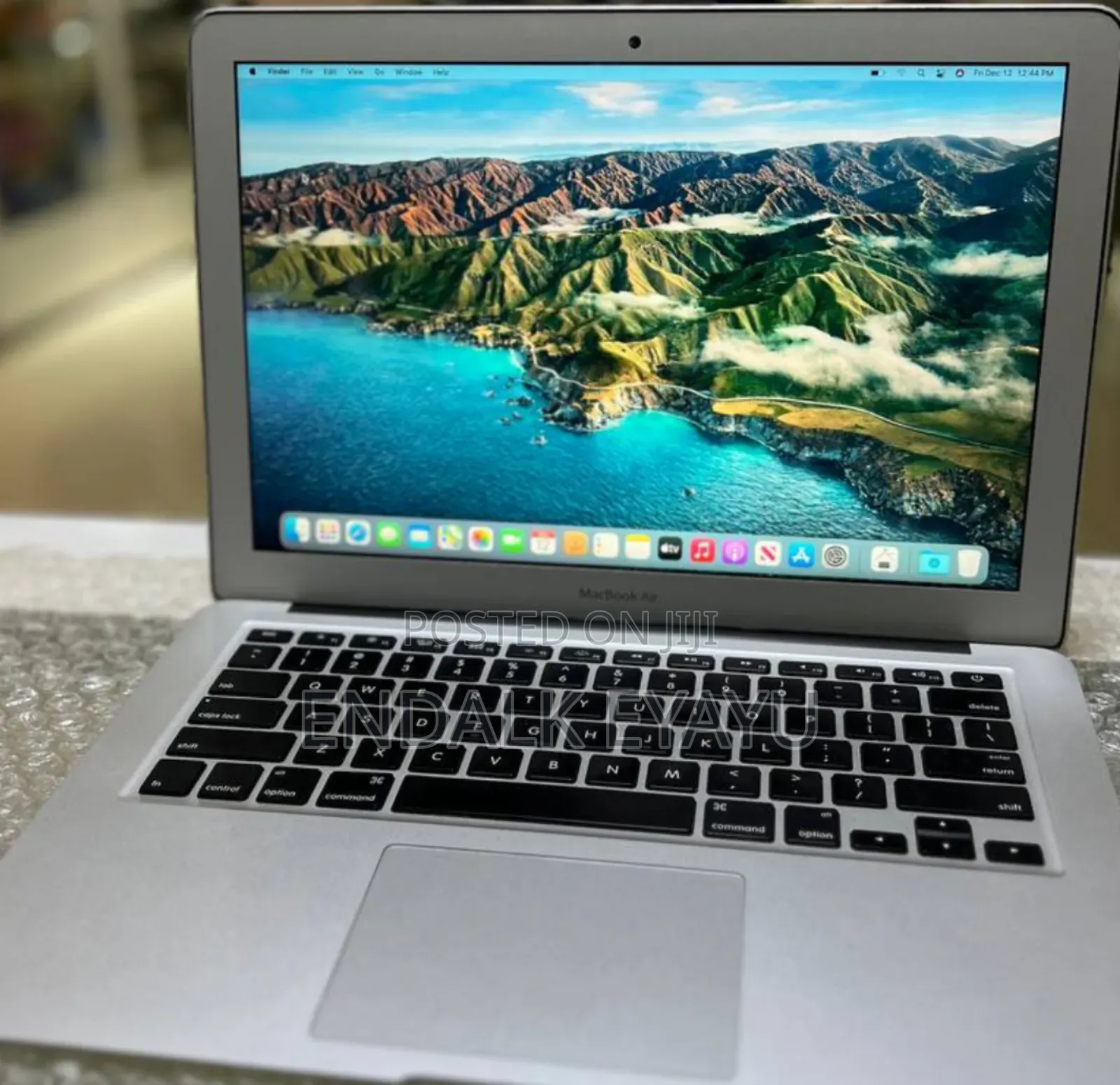 New Laptop Apple MacBook Air 2014 4GB Intel Core I5 SSD 256GB