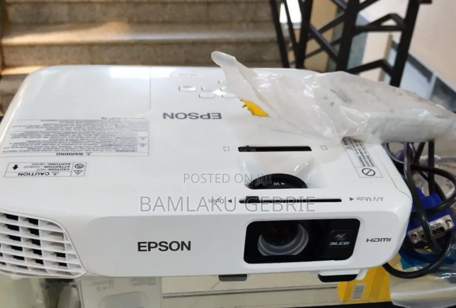 Brand New Epson Projector With Bag, Remote Model Name: E-X18