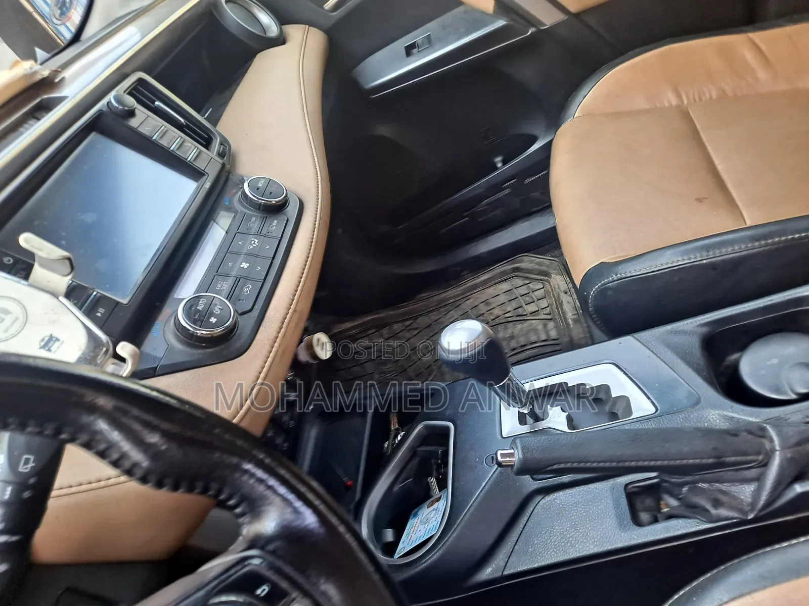 Toyota RAV4 LE 4dr SUV AWD (2.5L 4cyl 6A) 2018 Black