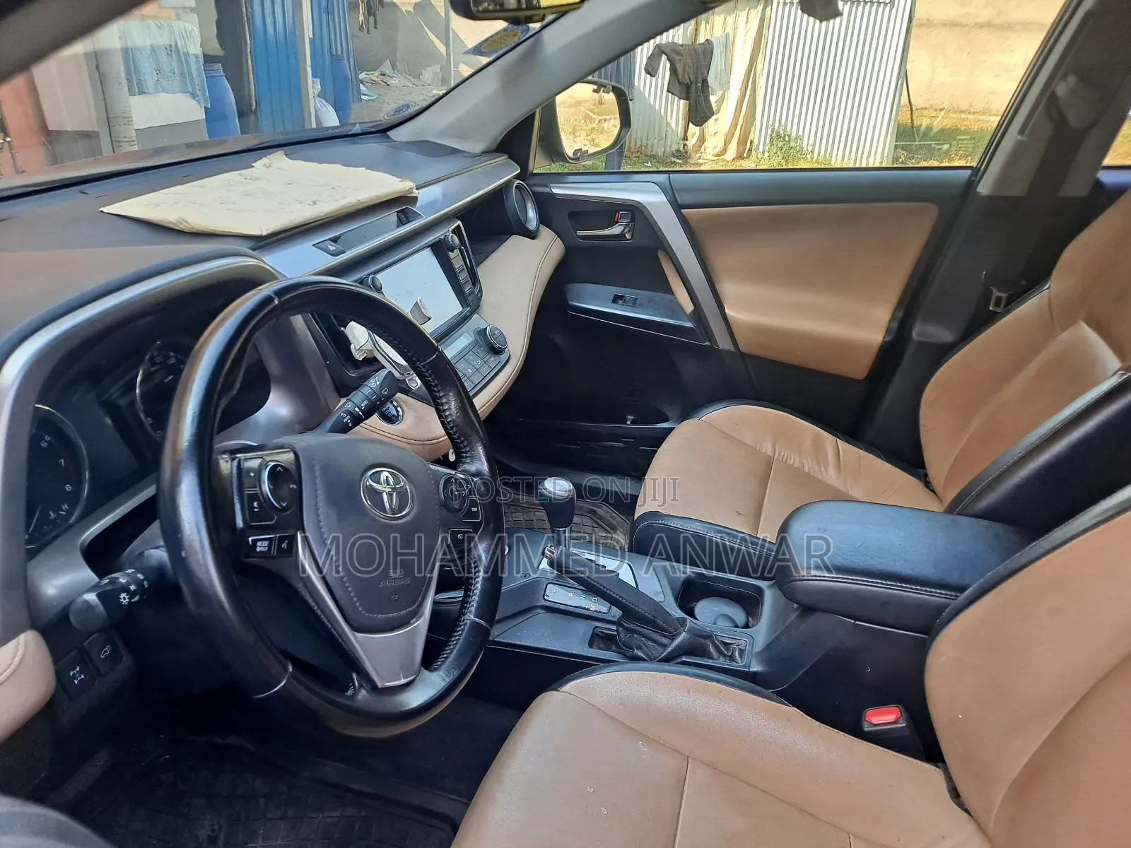 Toyota RAV4 LE 4dr SUV AWD (2.5L 4cyl 6A) 2018 Black